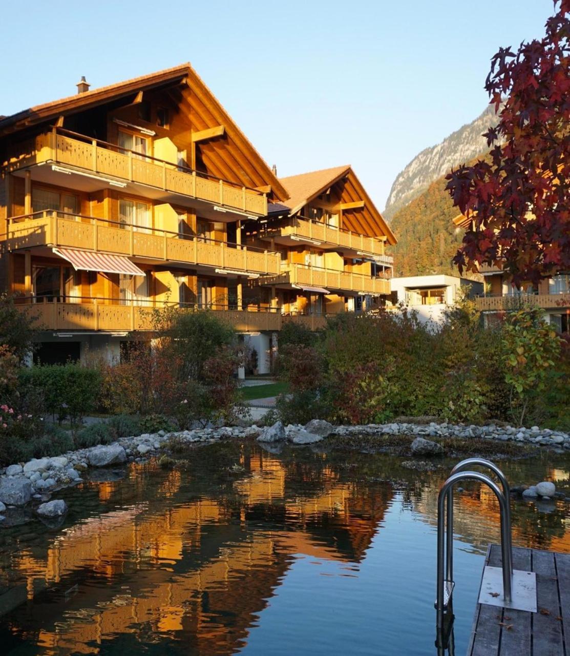 An Apartment In A Modern Swiss Chalet Iseltwald Zewnętrze zdjęcie