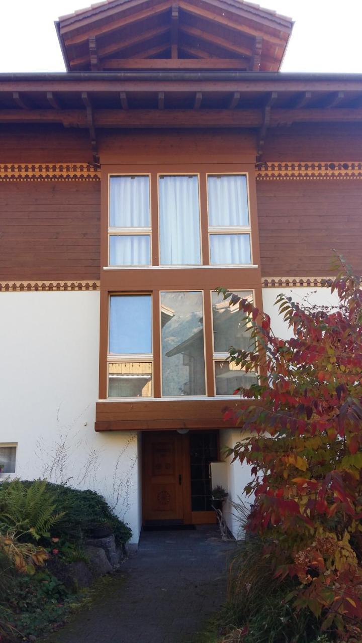 An Apartment In A Modern Swiss Chalet Iseltwald Zewnętrze zdjęcie